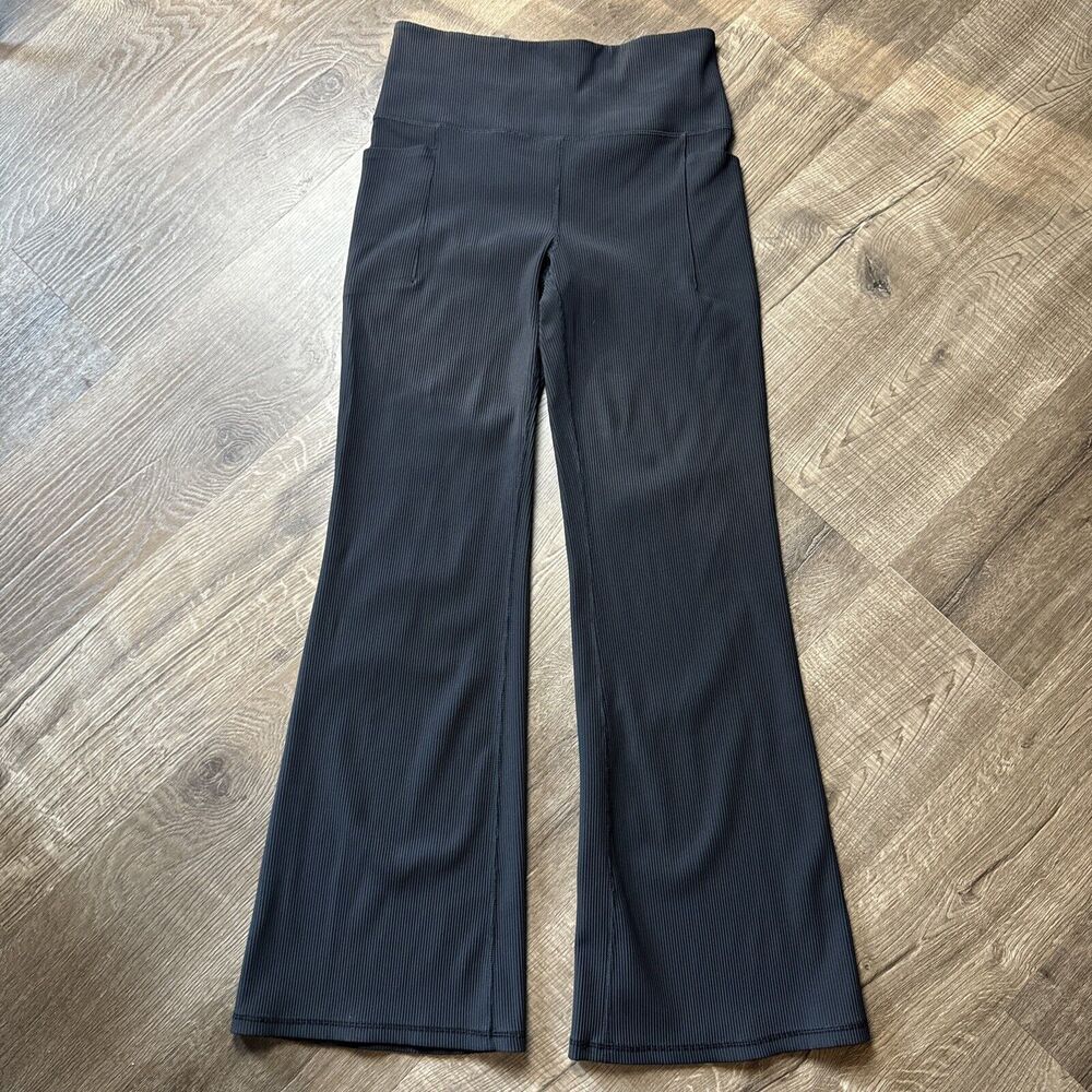 Athleta Women's Wide Leg Bellbottom Ribbed Pants - Salutation flare pockets!